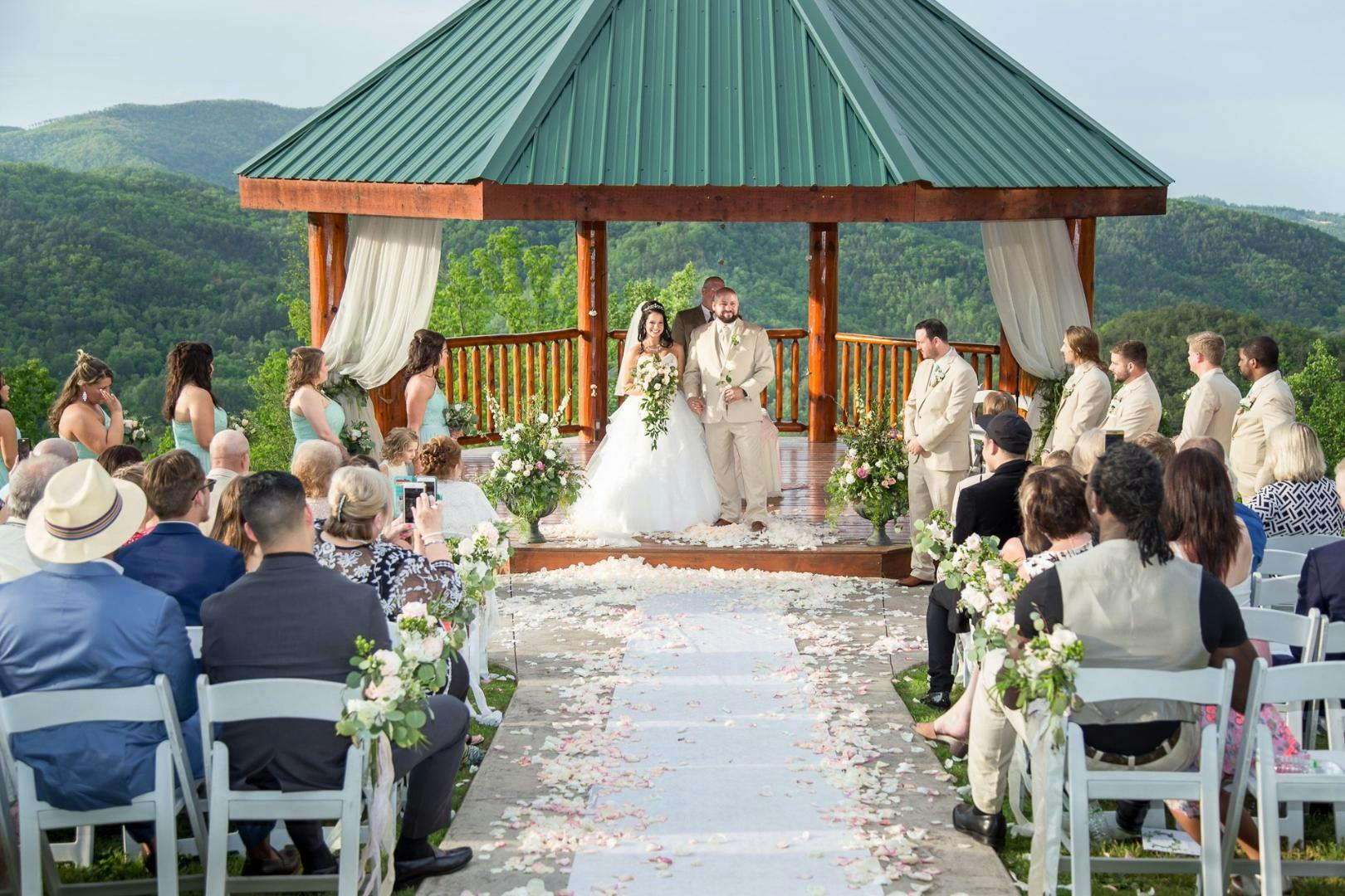 Wedding Dress Rental Gatlinburg TN